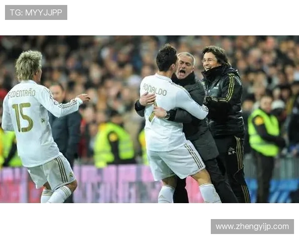 曼联与尤文经典对决全场精彩回放重温足球盛宴 曼联与尤文经典对决全场精彩回放重温足球盛宴